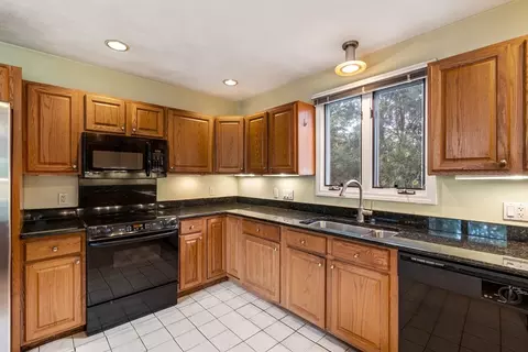 46 Charles River St, Needham, MA 02492 photo 5