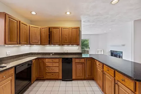 46 Charles River St, Needham, MA 02492 photo 4