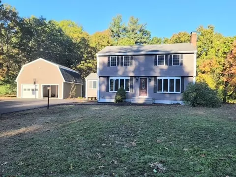 70 Ronald Dr, Tewksbury, MA 01876