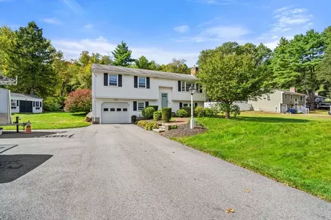 12 Patti Ln, Maynard, MA 01754 photo 3
