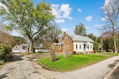 177 Main St, Rockport, MA 01966