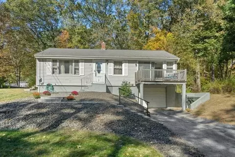37 Old Worcester Rd, Oxford, MA 01540