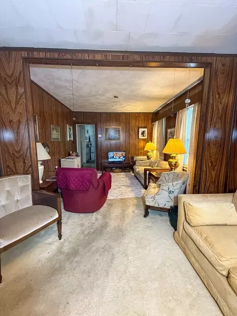 25 Clark St, Everett, MA 02149 photo 10
