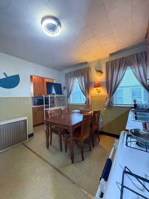 25 Clark St, Everett, MA 02149 photo 17