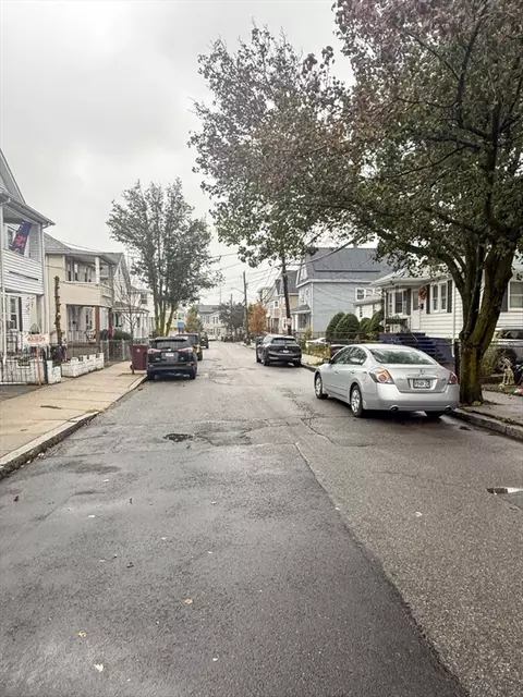 25 Clark St, Everett, MA 02149 photo 5