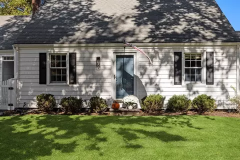 12 Merrymount Rd, Hingham, MA 02043 photo 17
