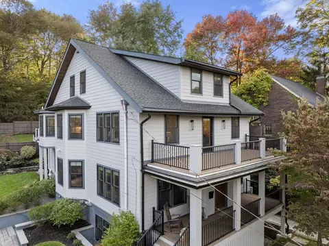 188 Mason Ter #188, Brookline, MA 02446