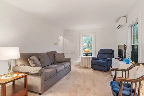 250 Central St, Saugus, MA 01906 photo 11