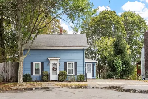 250 Central St, Saugus, MA 01906