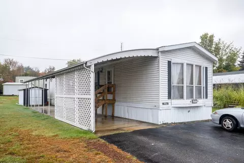 556 Central St #39, Leominster, MA 01453