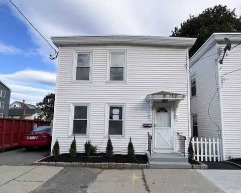 36 Hazel St, Fitchburg, MA 01420