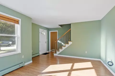 Living - 59 Santoro Rd, Worcester, MA 01606 photo 5 of 6