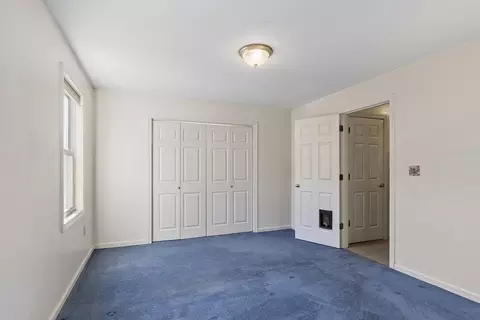 Bedroom - 59 Santoro Rd, Worcester, MA 01606 photo 8 of 10