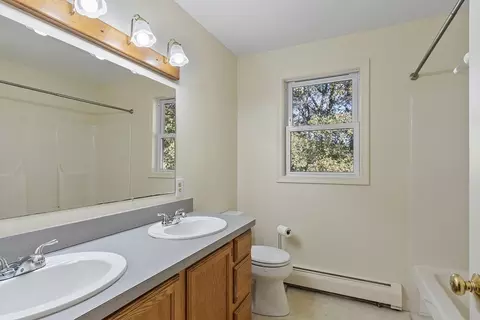 Bath - 59 Santoro Rd, Worcester, MA 01606 photo 2 of 3