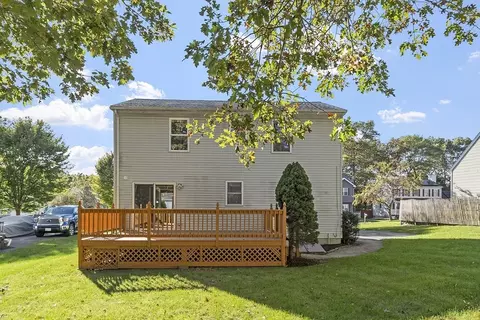 Exterior - 59 Santoro Rd, Worcester, MA 01606 photo 5 of 10