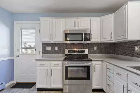 Kitchen - 59 Santoro Rd, Worcester, MA 01606 photo 3 of 4