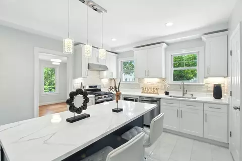 685 Union St, Braintree, MA 02184