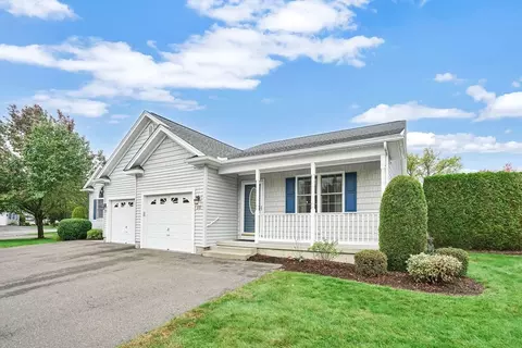 30 Fairview Village Ct #30, Chicopee, MA 01020