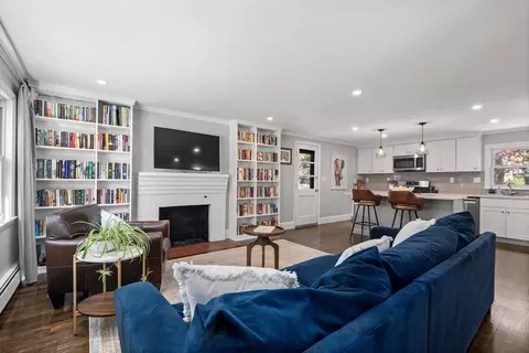 1 Dow Rd, Boston, MA 02132
