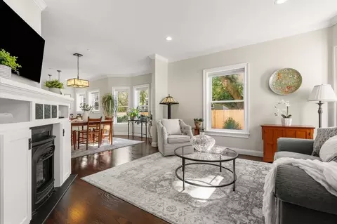 7 Court Street Pl #7, Arlington, MA 02476
