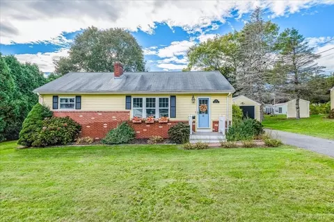 47 Beech Rd, Avon, MA 02322