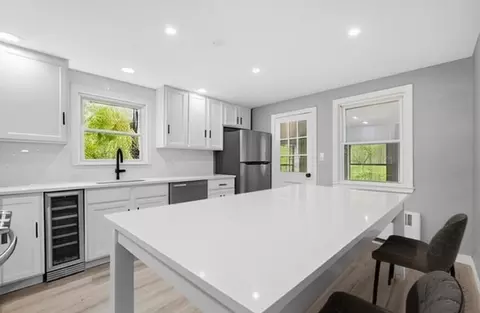 255 West St, Weymouth, MA 02188
