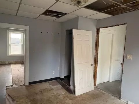 93 Austin St, Worcester, MA 01609 photo 6