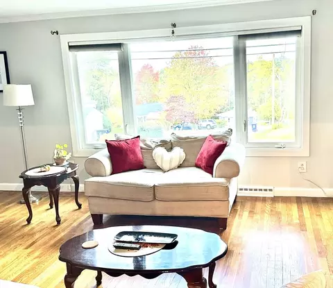 11 View St, Dracut, MA 01826 photo 7