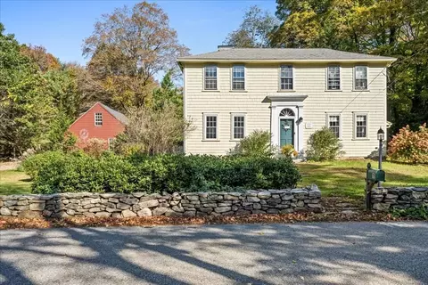 19 Gilmore Rd, Southborough, MA 01772