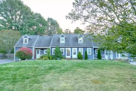 28 Yoke Rd #28, Bridgewater, MA 02324