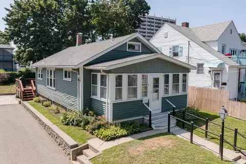 9 Avalon Ave, Quincy, MA 02169