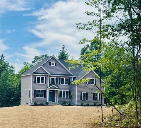 146 Randall Rd, Berlin, MA 01503 photo 4
