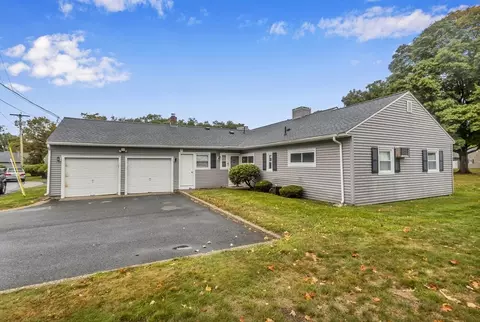 10 Greenwood Ter #10, Chicopee, MA 01022