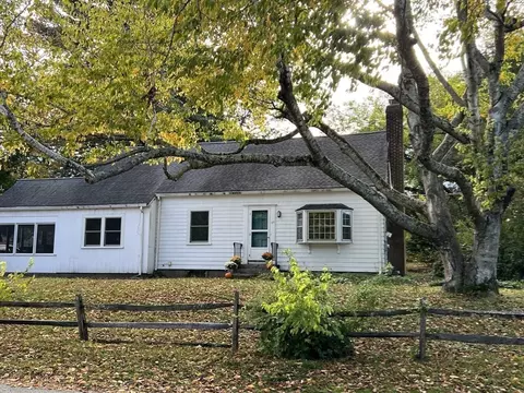 67 Long Ave, Framingham, MA 01702