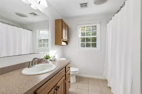 Bath - 34 Pollard Dr, Millis, MA 02054 photo 2 of 3