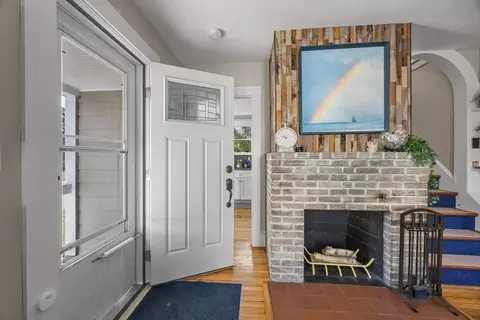 33 Buzzards Bay Ave, Bourne, MA 02532 photo 3