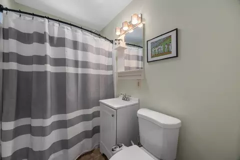 33 Buzzards Bay Ave, Bourne, MA 02532 photo 11
