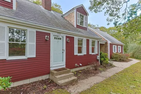 1080 Harwich Rd, Brewster, MA 02631