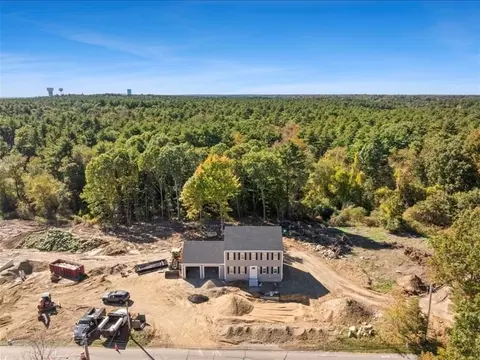 306 Wood St, Middleboro, MA 02346