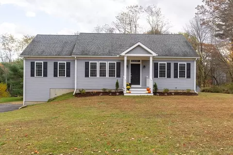 11 Shea Rd, West Brookfield, MA 01585
