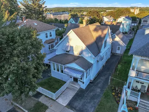 13 Frank St, Worcester, MA 01604 photo 3