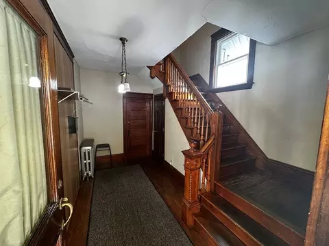 13 Frank St, Worcester, MA 01604 photo 8
