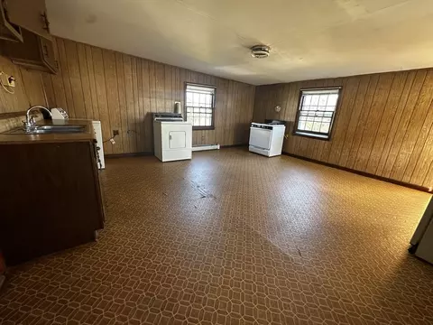 13 Frank St, Worcester, MA 01604 photo 18