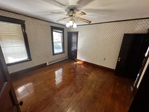 13 Frank St, Worcester, MA 01604 photo 10