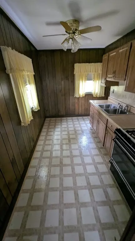 82 Oakside Ave, Methuen, MA 01844 photo 3