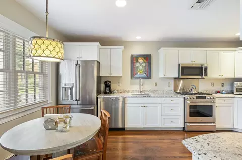 18 Whiting Ln #18, Hingham, MA 02043 photo 6