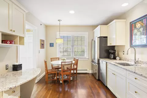 18 Whiting Ln #18, Hingham, MA 02043 photo 9