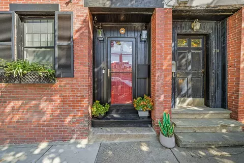 376 Sumner St, Boston, MA 02128