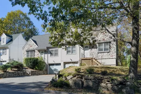 602 Burncoat St # -1, Worcester, MA 01606