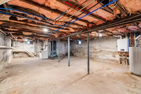 100 Weetamoe St, Fall River, MA 02720 photo 31
